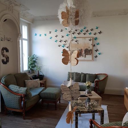 B&B Un Lit Sous Les Etoiles Nancy Eksteriør bilde