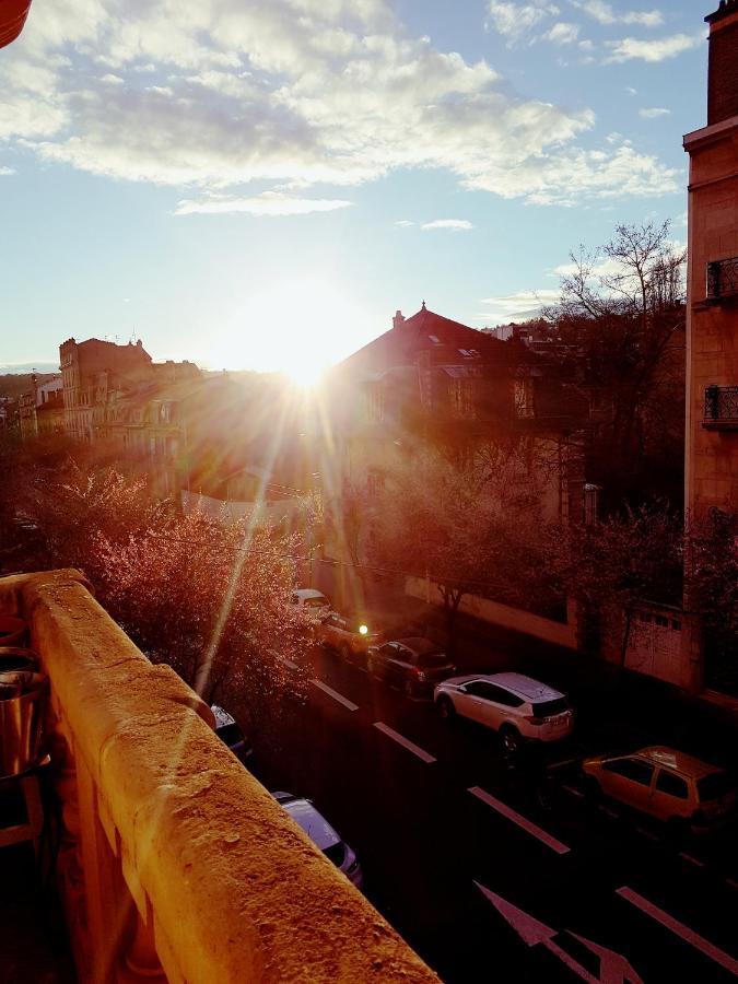 B&B Un Lit Sous Les Etoiles Nancy Eksteriør bilde